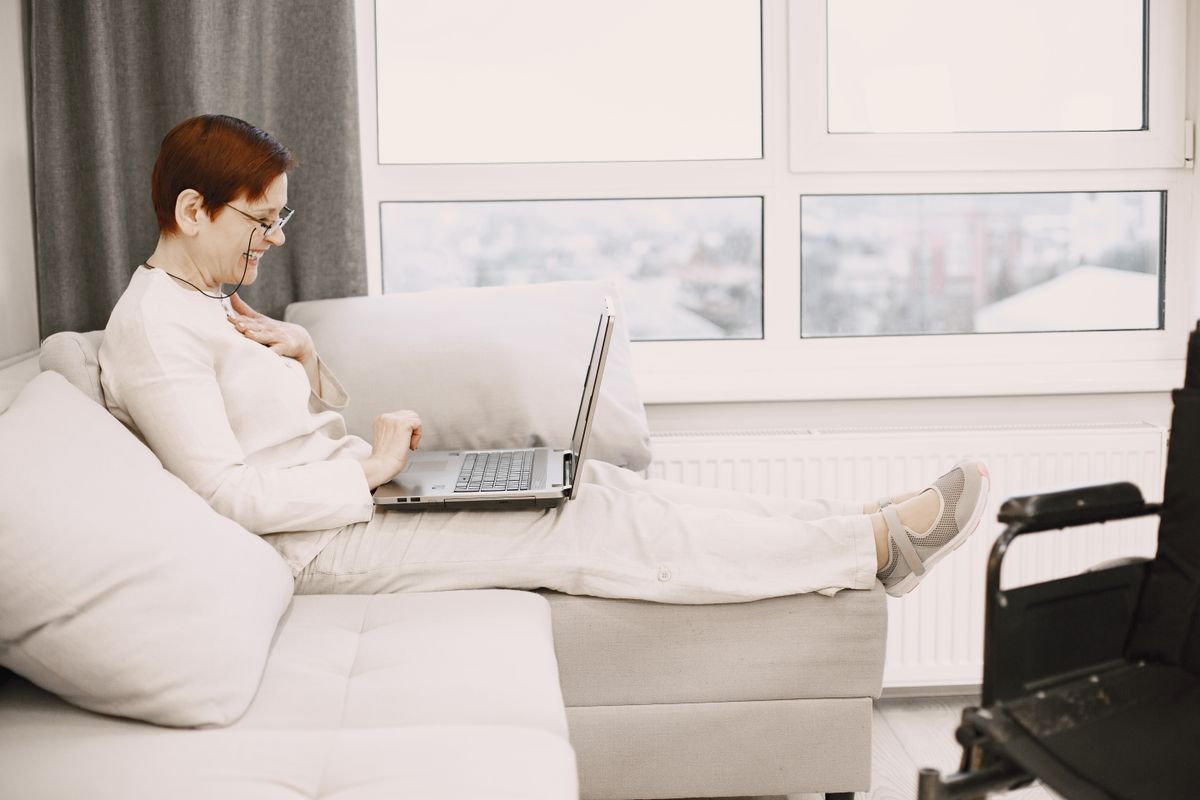 Online physiotherapy video consultation with a physiotherapist at Proud Physio and Wellness, Kochi